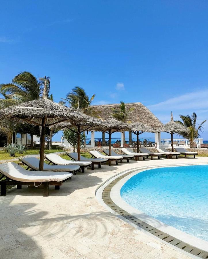 Mawe Zuri Resort Watamu Exterior photo