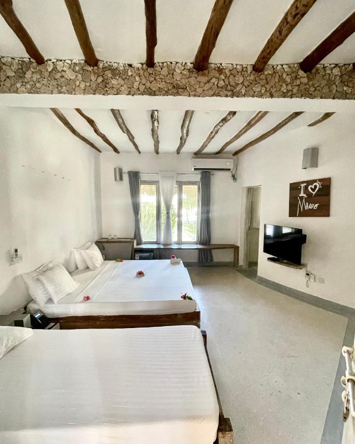 Mawe Zuri Resort Watamu Exterior photo