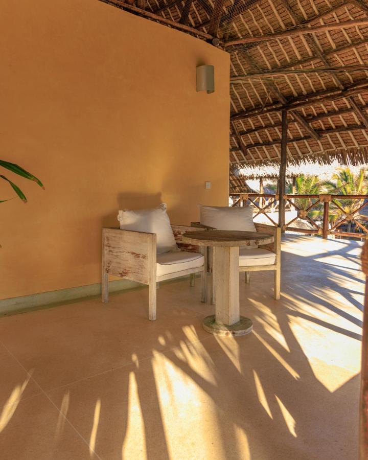 Mawe Zuri Resort Watamu Exterior photo