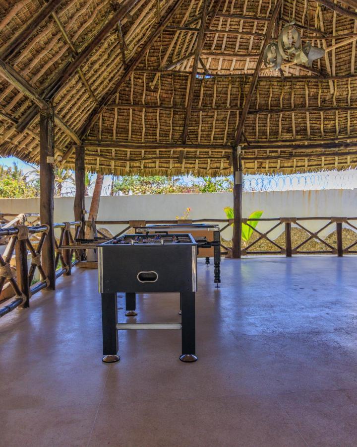 Mawe Zuri Resort Watamu Exterior photo