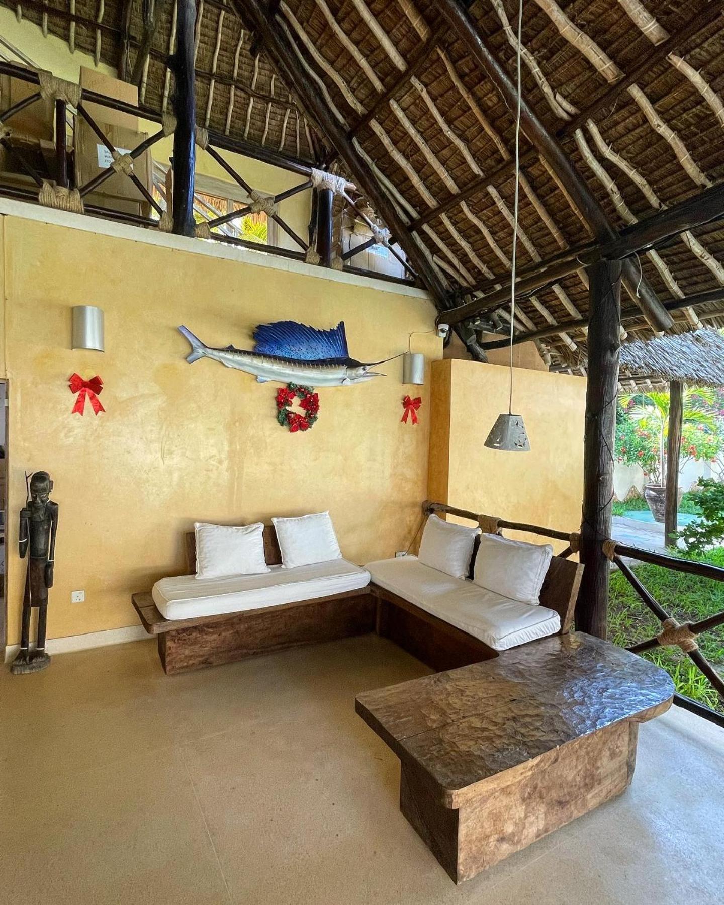 Mawe Zuri Resort Watamu Exterior photo
