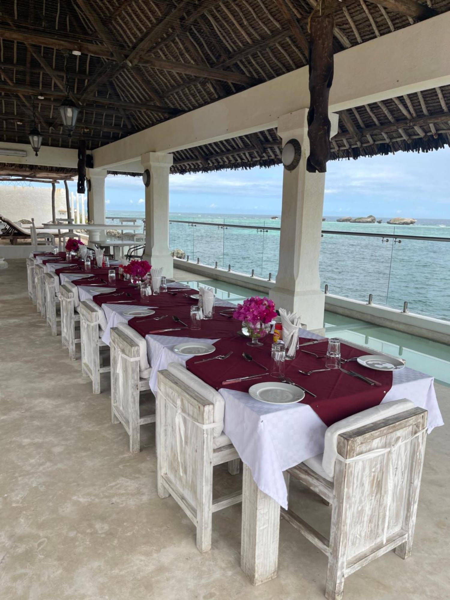 Mawe Zuri Resort Watamu Exterior photo