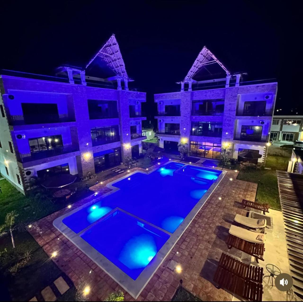 Mawe Zuri Resort Watamu Exterior photo
