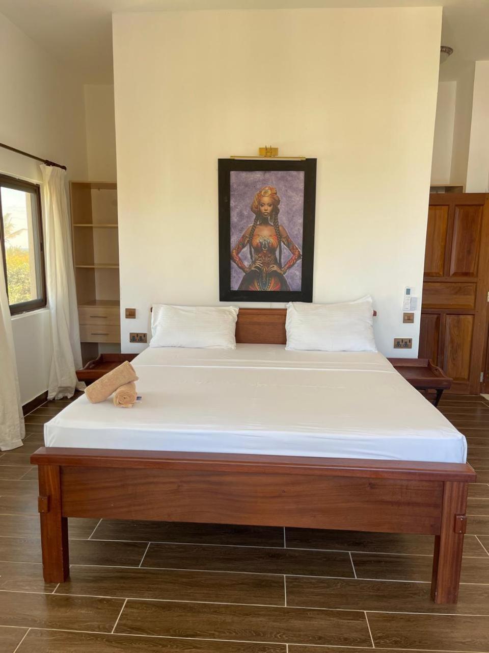 Mawe Zuri Resort Watamu Exterior photo